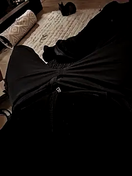 Snapshot of Picknick84 chatting on 12-05-24, 05:39 Picknick84 online show from 12-05-24, 05:39