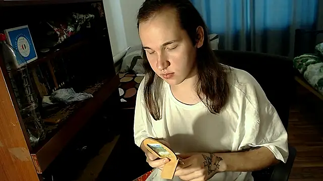 EvaMiron online show from 01-20-25, 06:31