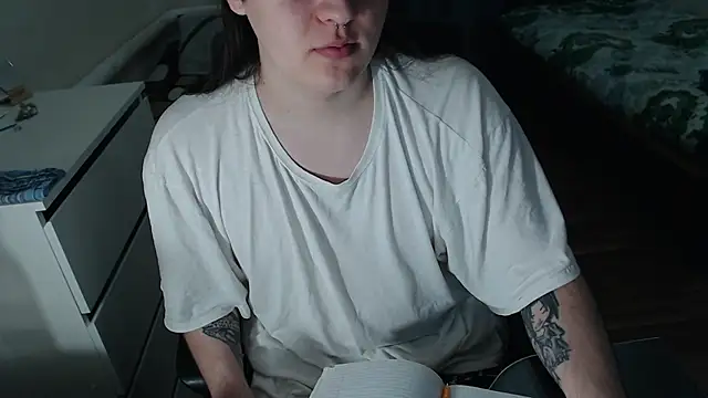 EvaMiron online show from 11-22-25, 10:36