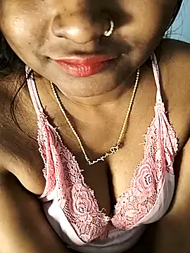 Snapshot of FANTASY_QUEEN_07 chatting on 02-09-25, 06:16 FANTASY QUEEN 07 online show from 02-09-25, 06:16