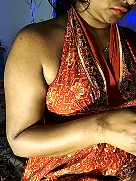 Snapshot of FANTASY_QUEEN_07 chatting on 03-15-25, 02:55 FANTASY QUEEN 07 online show from 03-15-25, 02:55