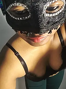 FANTASY QUEEN 07 online show from 07-26-26, 02:31