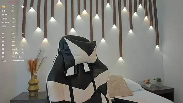 megan cooper28 online show from 10-09-25, 09:13