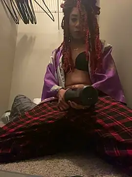 Snapshot of CaramelDipper chatting on 01-26-25, 11:06 CaramelDipper online show from 01-26-25, 11:06