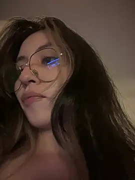 Snapshot of marie2_ chatting on 01-29-25, 12:33 marie2 online show from 01-29-25, 12:33