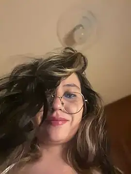 Snapshot of marie2_ chatting on 03-16-25, 04:52 marie2 online show from 03-16-25, 04:52
