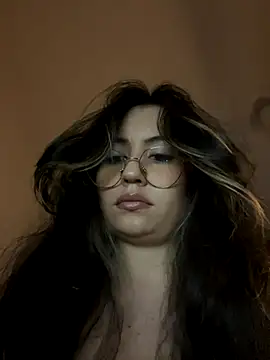 Snapshot of marie2_ chatting on 10-09-25, 10:19 marie2 online show from 10-09-25, 10:19