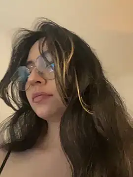 Snapshot of marie2_ chatting on 10-11-25, 11:20 marie2 online show from 10-11-25, 11:20