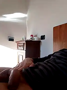 Snapshot of Anastasio33 chatting on 01-18-25, 09:13 Anastasio33 online show from 01-18-25, 09:13