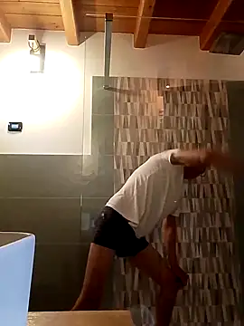 Snapshot of Anastasio33 chatting on 10-13-25, 06:13 Anastasio33 online show from 10-13-25, 06:13