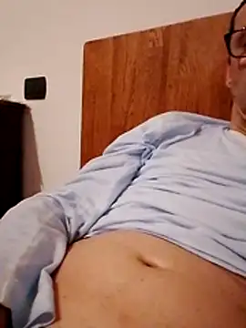 Snapshot of Anastasio33 chatting on 10-25-25, 07:08 Anastasio33 online show from 10-25-25, 07:08