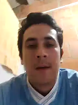 Snapshot of Rejy1992 chatting on 01-10-25, 09:42 Rejy1992 online show from 01-10-25, 09:42