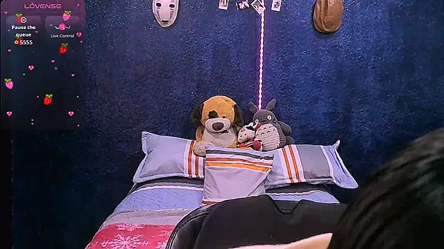 NinaYellow online show from 02-04-26, 02:01