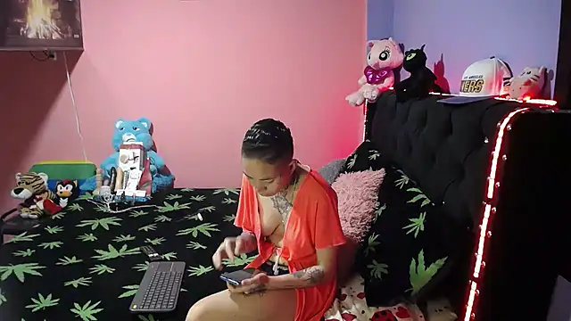 bad couple sex online show from 01-05-25, 12:52