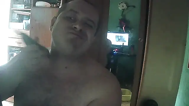 Snapshot of perversalus chatting on 07-28-26, 04:39 perversalus online show from 07-28-26, 04:39