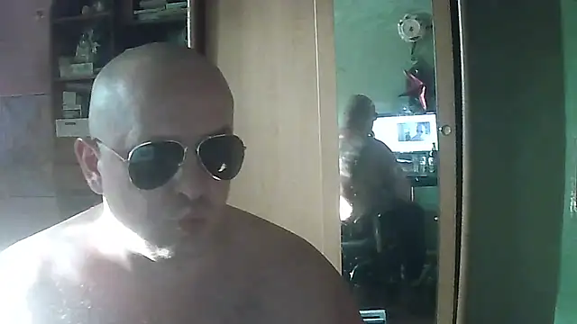 Snapshot of perversalus chatting on 07-30-26, 03:33 perversalus online show from 07-30-26, 03:33