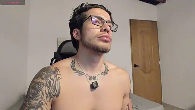 LucianSinclair online show from 05-22-26, 01:24