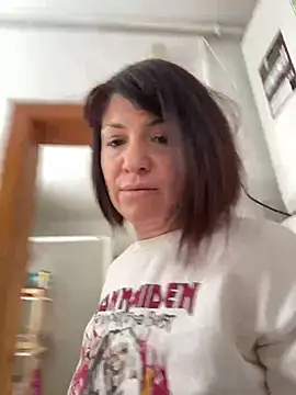 emillyjames online show from 02-17-25, 08:19