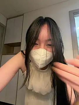 Snapshot of MEOW_MEO chatting on 05-30-26, 04:26 MEOW MEO online show from 05-30-26, 04:26