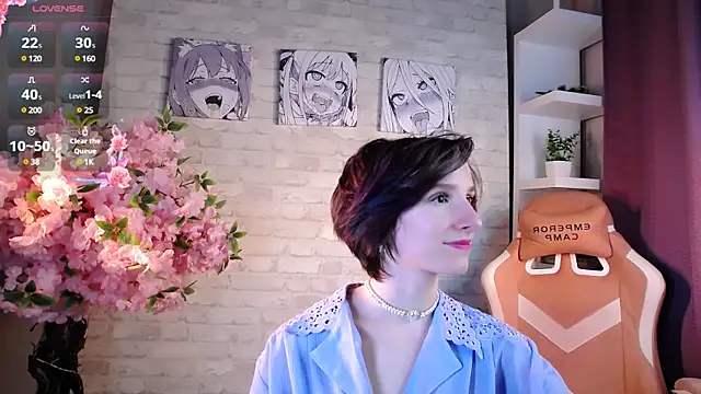 Snapshot of Violet_Veliya chatting on 02-08-25, 03:10 Violet Veliya online show from 02-08-25, 03:10