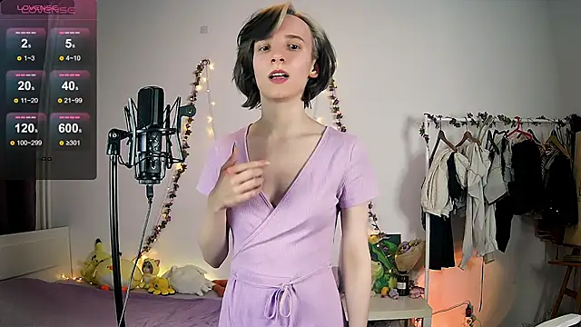 Snapshot of Violet_Veliya chatting on 03-19-25, 04:55 Violet Veliya online show from 03-19-25, 04:55