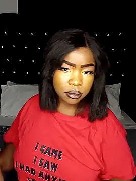 Snapshot of rosey_cheeks chatting on 12-18-25, 02:06 rosey cheeks online show from 12-18-25, 02:06