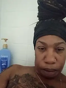 Snapshot of TipdrilBossQueen chatting on 06-05-26, 06:57 TipdrilBossQueen online show from 06-05-26, 06:57