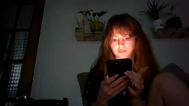 cuteFoxi online show from 05-27-26, 11:46