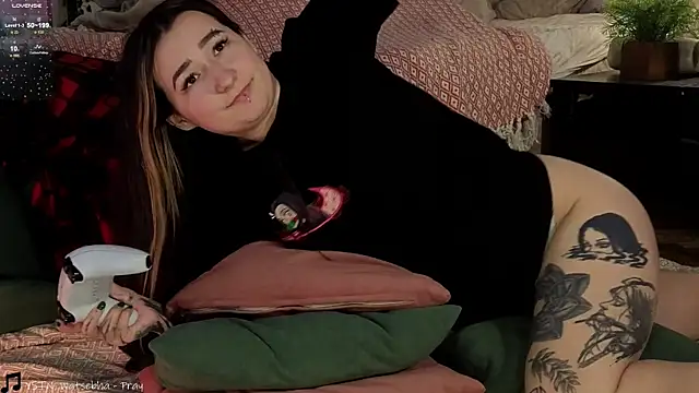 Megan  Hart online show from 12-20-24, 01:58