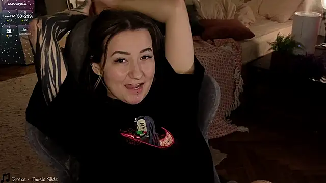 Megan  Hart online show from 01-11-25, 05:41