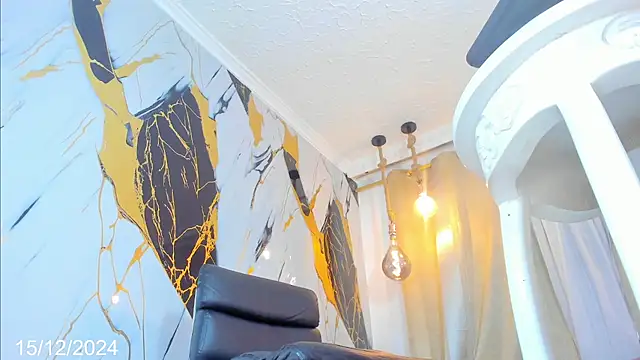 Snapshot of Brianna_Stars chatting on 12-15-24, 08:25 Brianna Stars online show from 12-15-24, 08:25