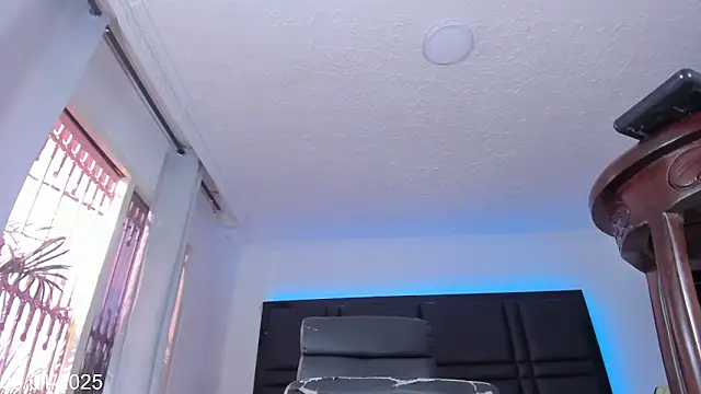 Snapshot of Brianna_Stars chatting on 01-09-25, 09:16 Brianna Stars online show from 01-09-25, 09:16