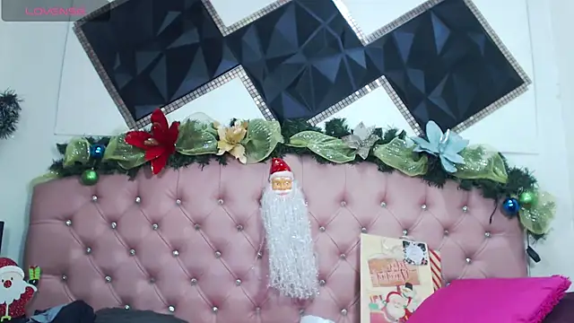 Snapshot of andrea_safeira_doll chatting on 12-24-24, 10:49 andrea safeira doll online show from 12-24-24, 10:49