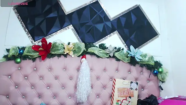 Snapshot of andrea_safeira_doll chatting on 12-26-24, 07:05 andrea safeira doll online show from 12-26-24, 07:05