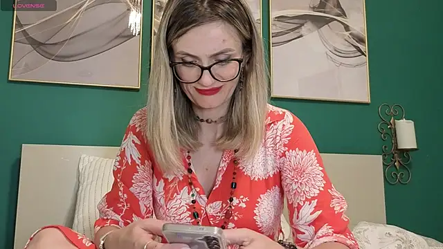 hotjessyca online show from 05-21-26, 06:48