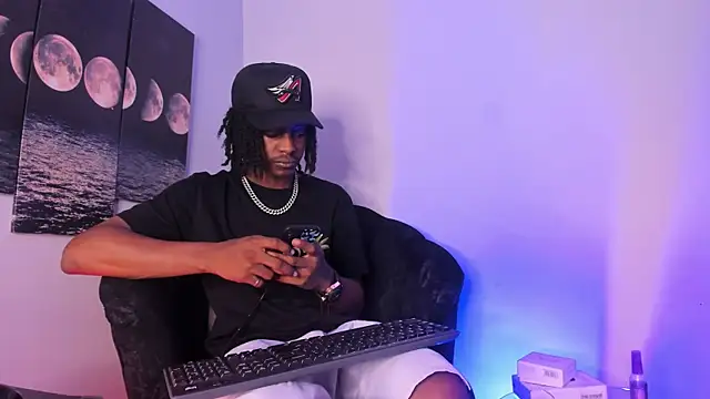 BRYXXXON1 online show from 09-08-25, 03:11