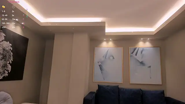 PaulinaSantos  online show from 02-03-26, 08:14