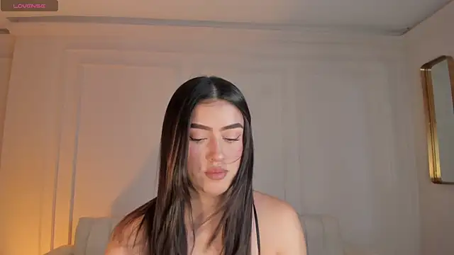 PaulinaSantos  online show from 03-21-26, 07:17