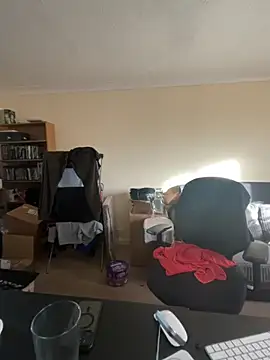 LondonTeffy online show from 11-20-25, 10:04