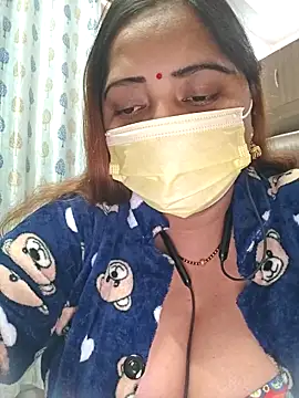 Dianaa9 online show from 11-17-25, 05:57