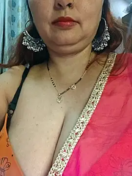 Dianaa9 online show from 02-26-26, 04:39