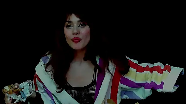 SophieCharm online show from 12-18-24, 02:28