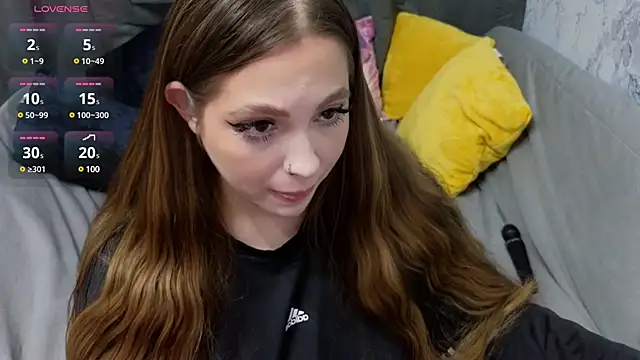 Snapshot of Nicole_Vvinson chatting on 01-11-25, 11:23 Nicole Vvinson online show from 01-11-25, 11:23