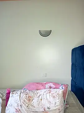 Toomuch Squirt online show from 02-15-25, 08:44