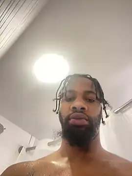 Snapshot of curvedicbandit6_2 chatting on 01-14-25, 12:03 curvedicbandit6 2 online show from 01-14-25, 12:03