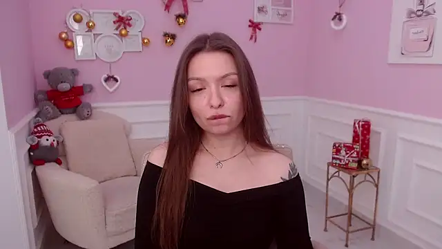 LucySkilar online show from 12-24-24, 08:00