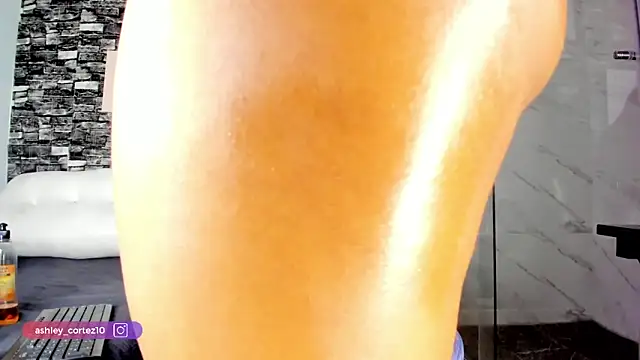 ashley crotez online show from 09-24-25, 02:48