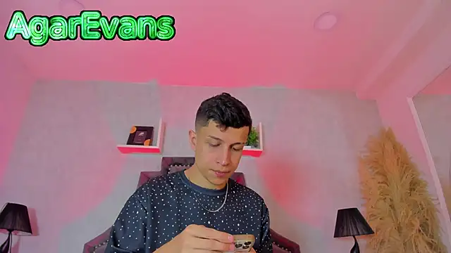 Snapshot of AgarEvans chatting on 06-23-26, 05:16 AgarEvans online show from 06-23-26, 05:16