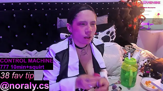 hey noraly online show from 11-22-25, 04:11