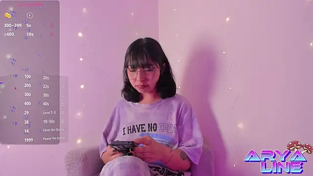 arysUwU online show from 12-21-25, 02:19